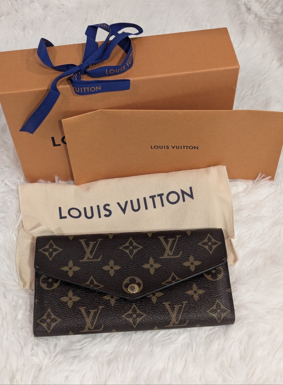 Authentic Louis Vuitton Sarah Wallet - Monogram Canvas w/ Pink Rose Ballerine